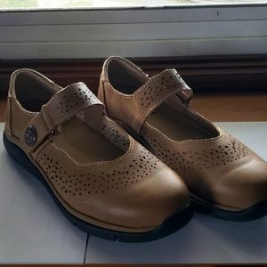 Propet Selena Mary Janes